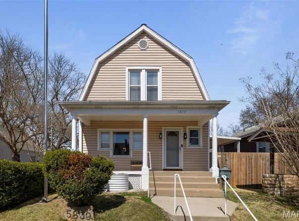 5839 W Park Avenue, St Louis, MO 63110