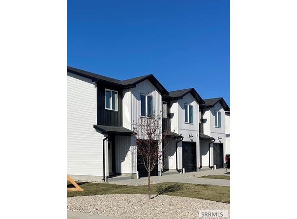 2390 Caliber Place, Blackfoot, ID 83221