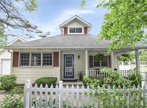 1335 Old Mill Path, Broadview Heights, OH 44147