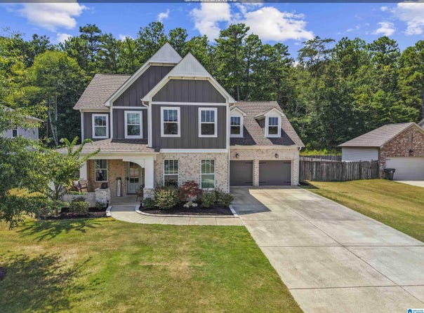 1135 OAK BOULEVARD, MOODY, AL 35004