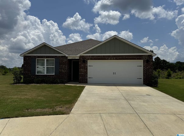 6998 SOUTHERN TRACE LOOP, LEEDS, AL 35094