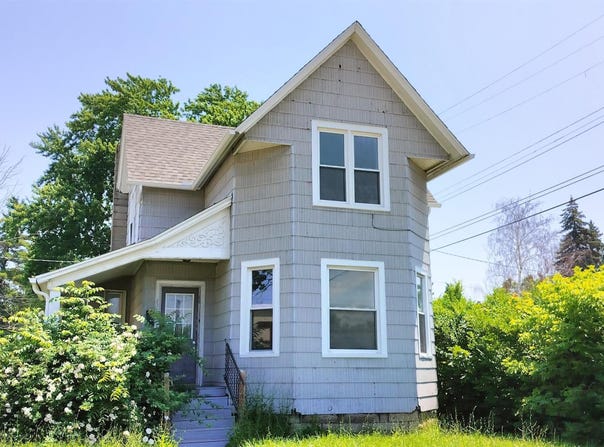 1212 10th, Port Huron, MI 48060