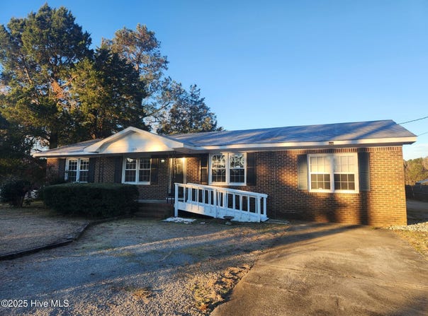 189 Killis Murphy Road, Pollocksville, NC 28573