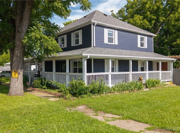 121 W 9th Street, Eldon, MO 65026