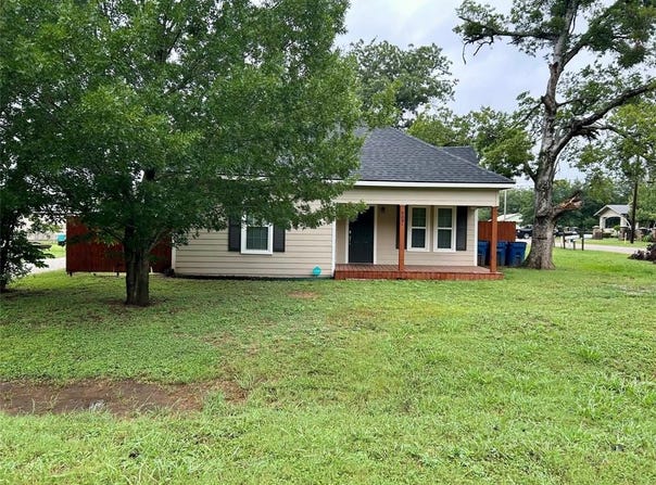 309 N Neches Street, Whitney, TX 76692
