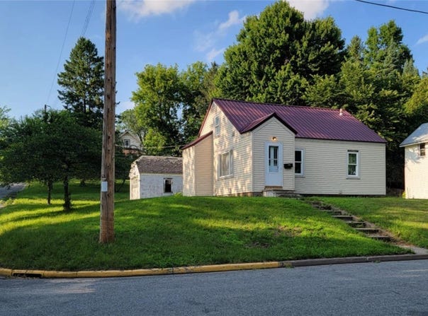 1203 13th Avenue E, Menomonie, WI 54751