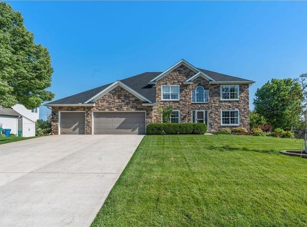 22960 Gardner Avenue, Rogers, MN 55374