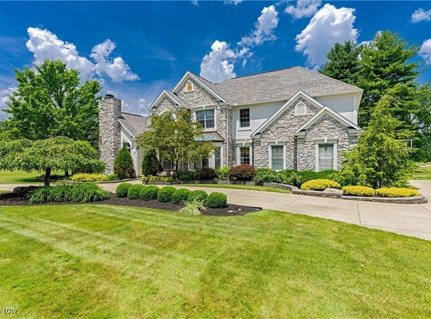 4837 Arbour Green Drive, Bath, OH 44333