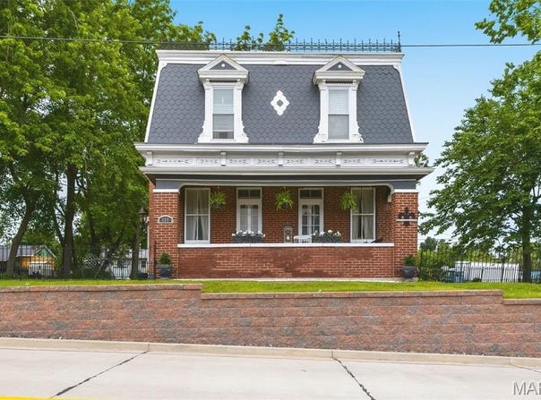 404 E Centerville Road, Columbia, IL 62236