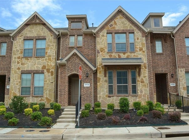 1912 Buffalo Hill Drive, Mesquite, TX 75149