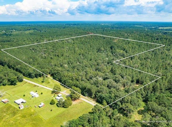 43.16 Crooked Rd., Laurel, MS 39443