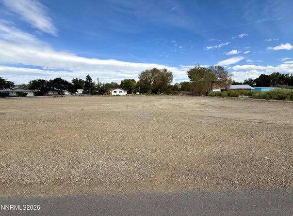 466 S Whitacre Street, Yerington, NV 89447