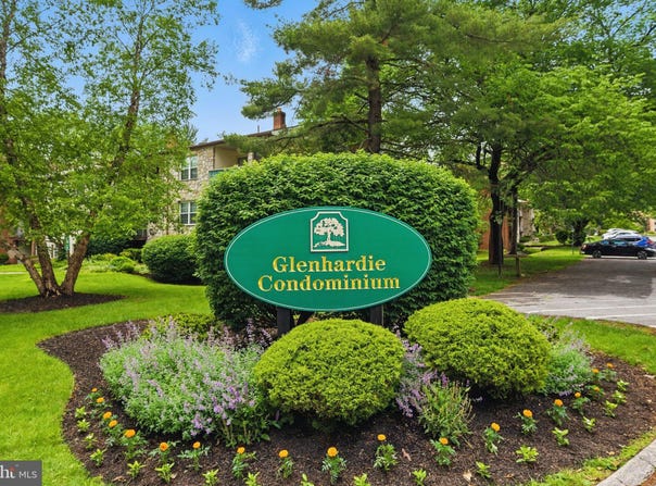 356 DRUMMERS Lane, WAYNE, PA 19087