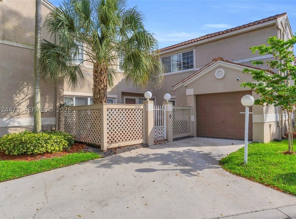11022 Chandler Dr, Cooper City, FL 33026