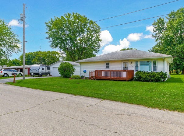 412 W Stone Street, Sturgeon, MO 65284