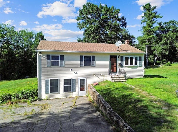 23 Mclaughlin Terrace, Randolph, ME 04346