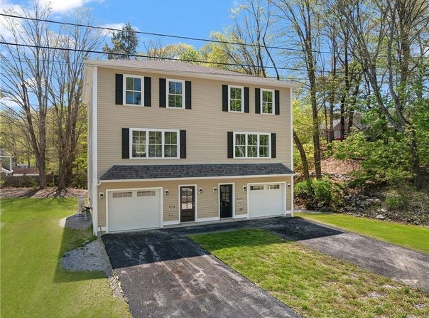 40 Farnum Pike, Smithfield, RI 02917