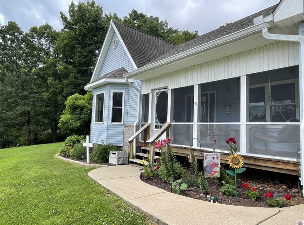 448 Bayshore Drive, Cadiz, KY 42211