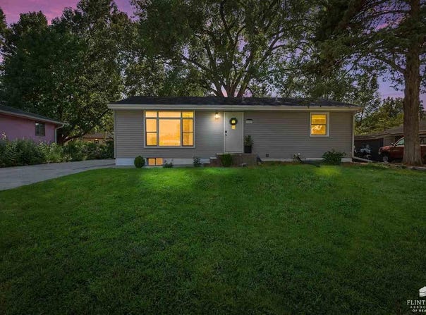 2517 Brockman St, Manhattan, KS 66502