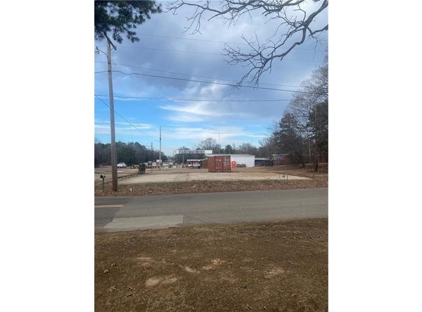 101 E Sherry Lane, Broken Bow, OK 74728