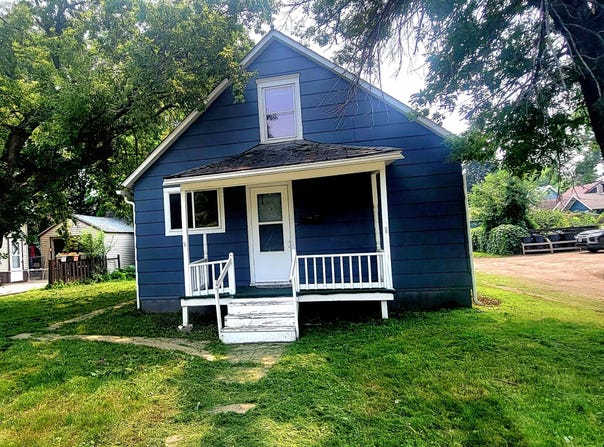 116 NE 8th Avenue, Aberdeen, SD 57401