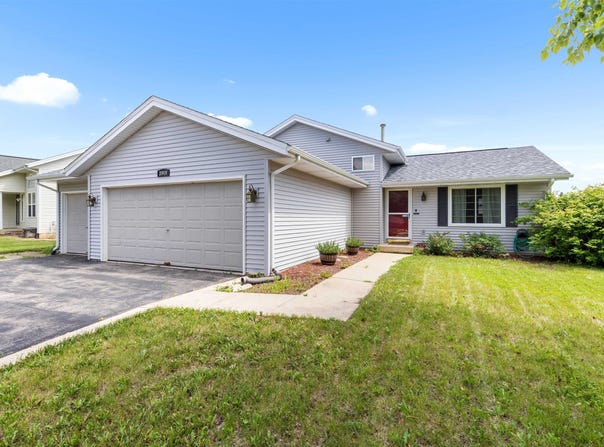 3949 NORTH PORT, ROCKFORD, IL 61109