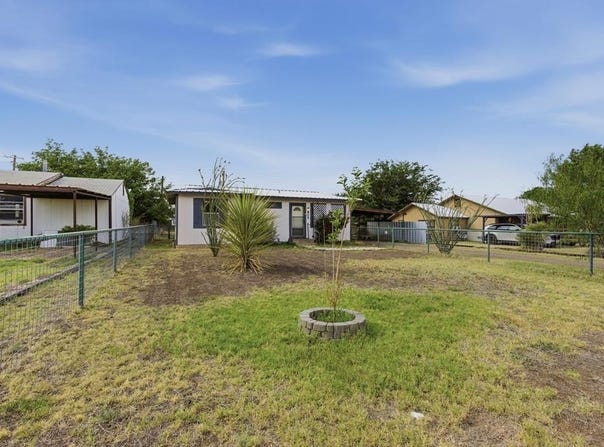 905 W Marfa Ave, Alpine, TX 79830