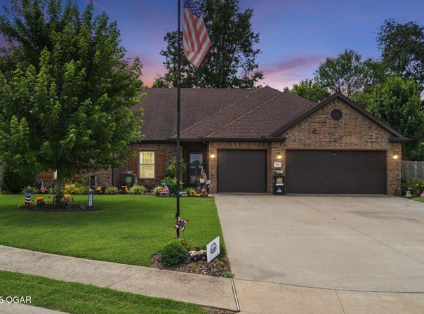 626 Choate Place Circle, Pea Ridge, AR 72751