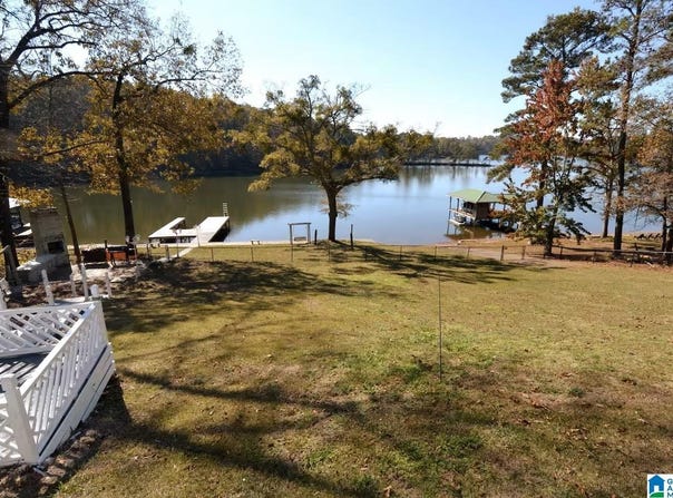 992 CLEAR CREEK DRIVE, ALPINE, AL 35014