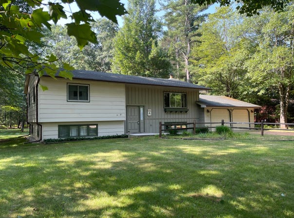 8477 HWY 70, St Germain, WI 54558