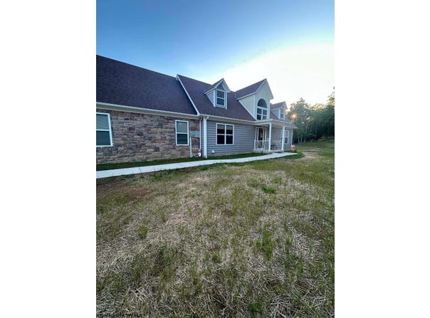 160 Leaf View Lane, Buckhannon, WV 26201