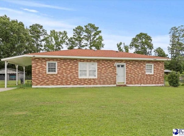 1848 Mirage Lake rd, Latta, SC 29565-4096