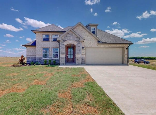 341 Alondrita Street, Leonard, TX 75452