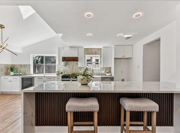 1111 Spearson LN, Austin, TX 78745