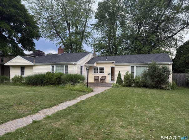 10 Rockwell Street, Norwich, CT 06360