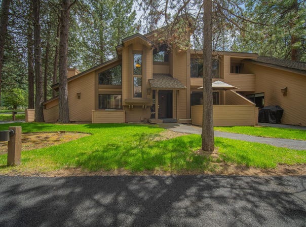 17693 Tennis Village Court, Sunriver, OR 97707