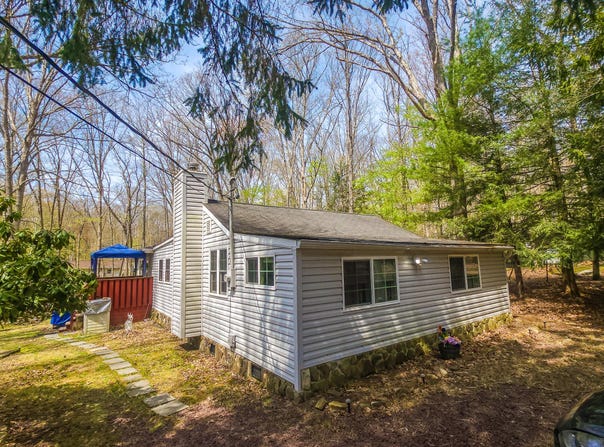 28 Deer Cross Road, White Haven, PA 18661