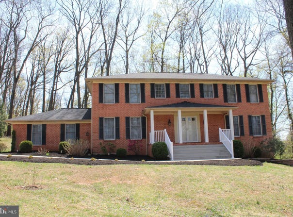 4036 ROOP Road, NEW WINDSOR, MD 21776