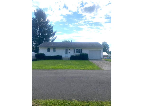 114 Gordon Avenue, Baltimore, OH 43105