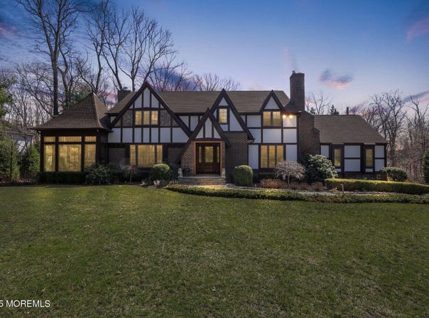 51 Durand Drive, Freehold, NJ 07728