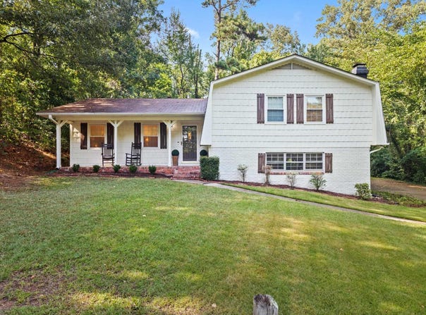1902 BUTTERCUP DRIVE, HOOVER, AL 35226