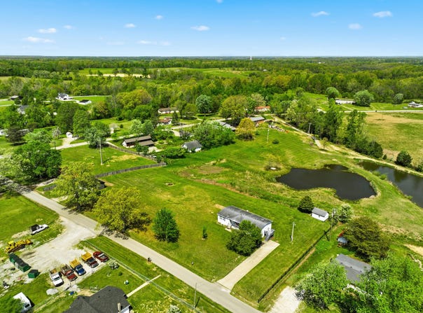 129 Griggs Road, Waco, KY 40385