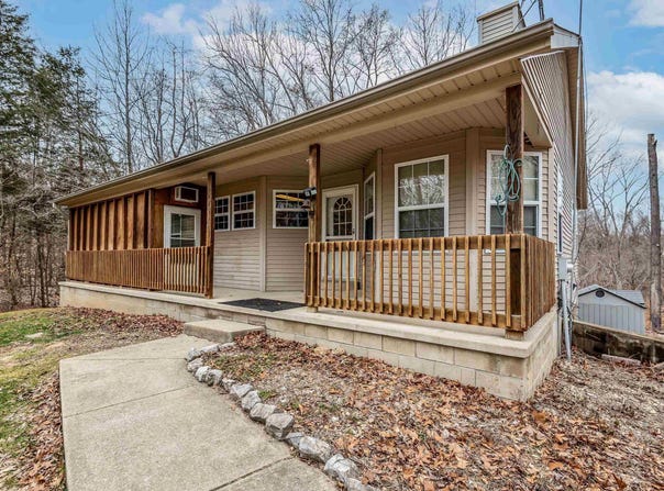 7336 S Whippoorwill Lane, Bloomington, IN 47401-9550