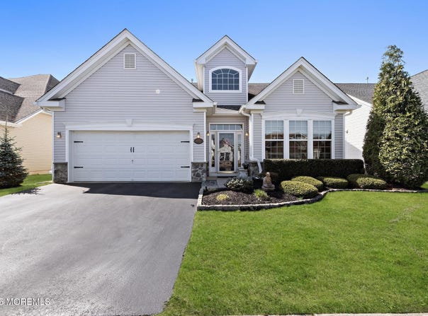 48 Twilight Drive, Barnegat, NJ 08005