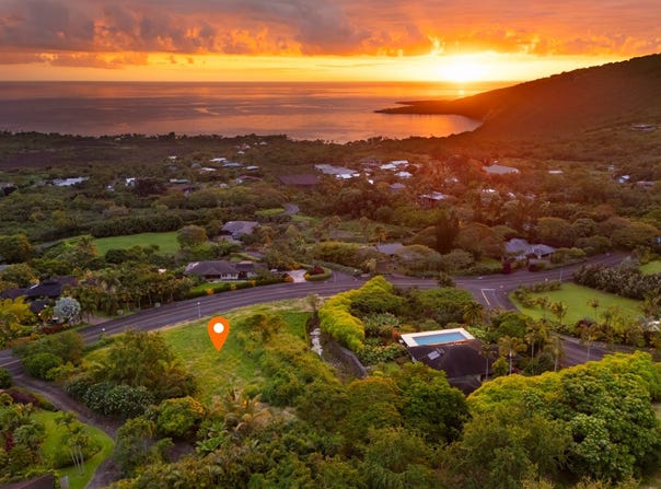 Kealakekua, HI 96750