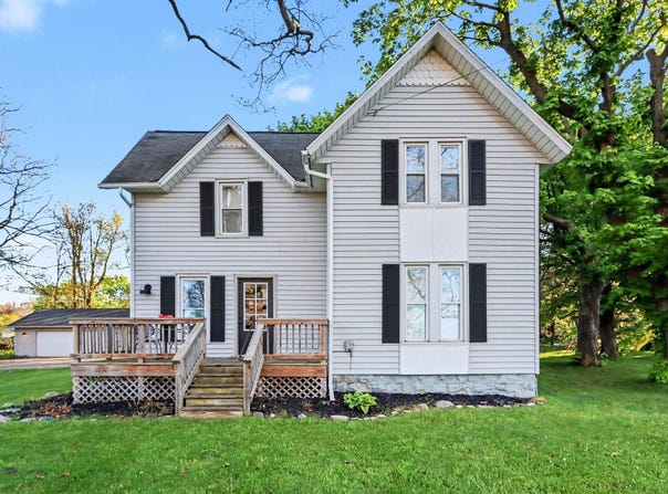 347 Riverview Drive, Plainwell, MI 49080