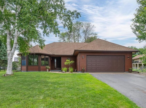 15381 68th Avenue N, Maple Grove, MN 55311