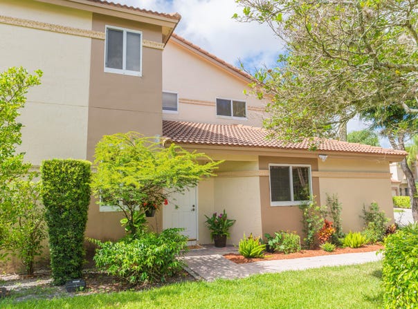 6788 Via Regina, Boca Raton, FL 33433