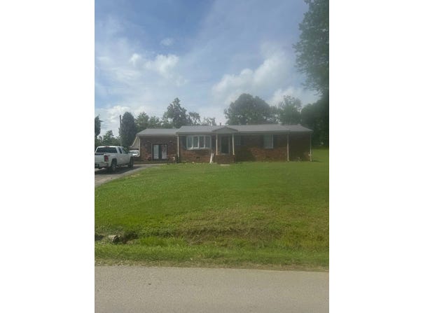 3537 Merle Travis Highway, Beechmont, KY 42323