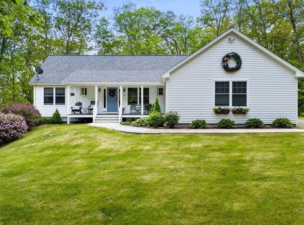 16 Old Province Road, Newbury, NH 03255